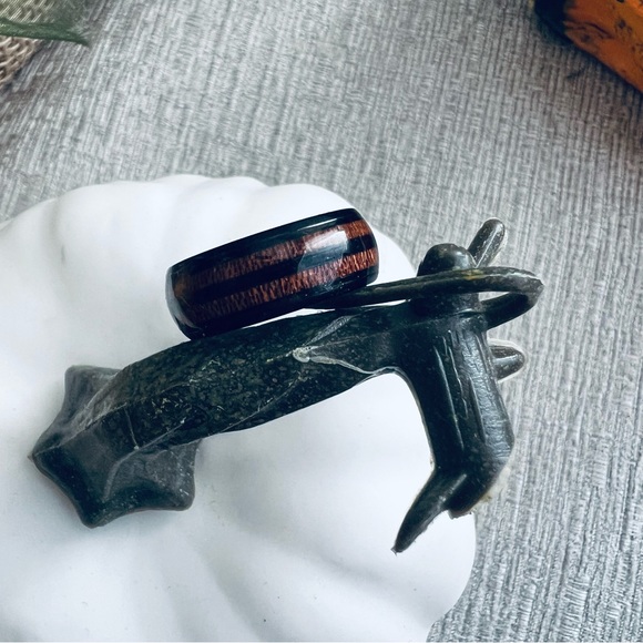 New! Wood Grain Inlay Designed Ring Band Promise Wedding Ring Size 9 - Picture 3 of 6